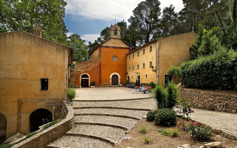 foto de Rafael Lopez-Monne del santuari ermita hermita de santa marina de pratdip històries de muntanya endins