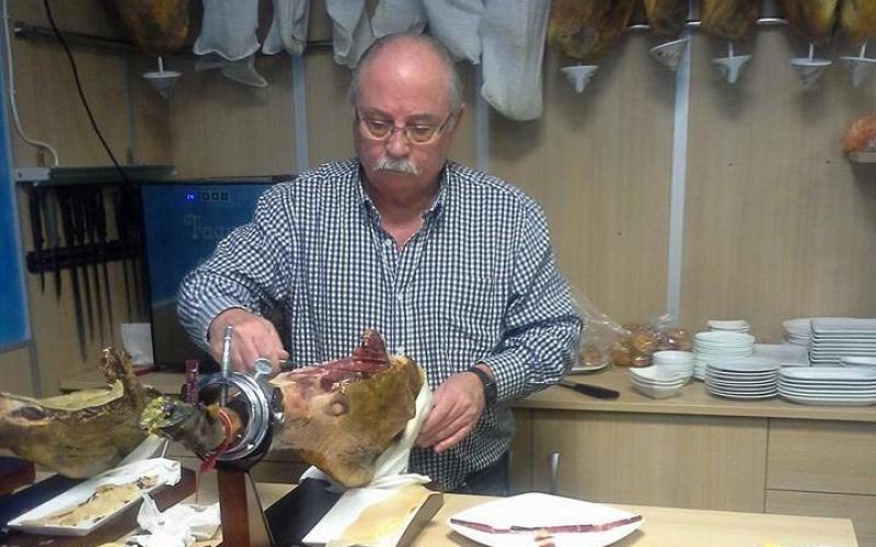 Cervecería Cal Rullo jamon Dehesa de Extremadura