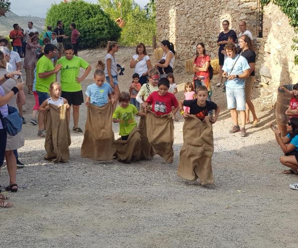 Rustic festa castelló Vandellòs festa de poble familiar